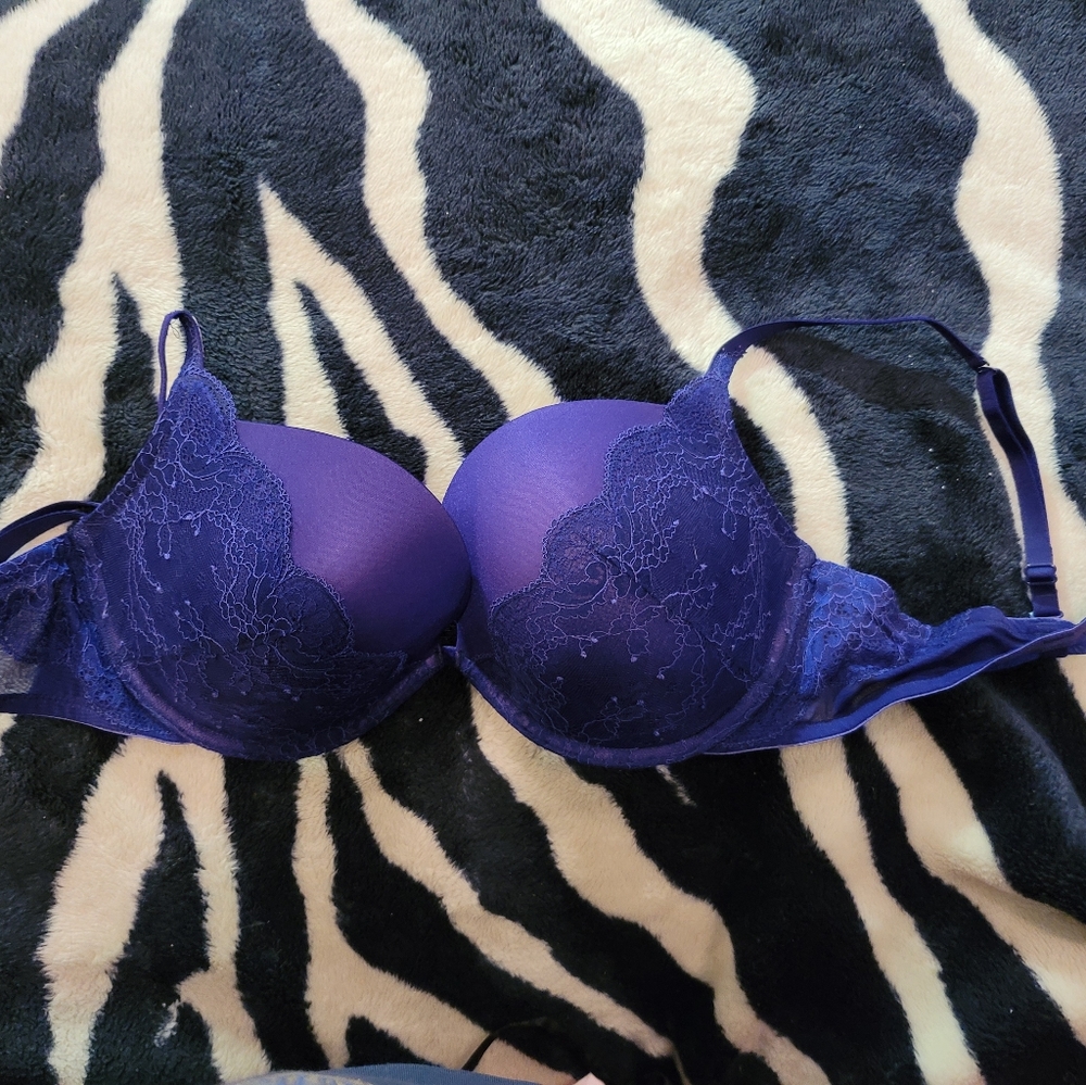 Stunning La Senza bra
